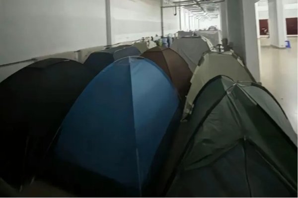 牛金所配资 光明网评论员：高温致学生睡楼道，空调等降温措施当尽快安排